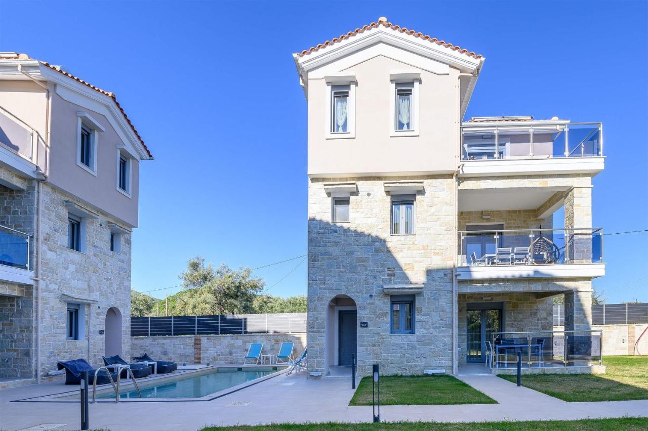 Momento Luxury Apartments Walking Distance From The Beach Никиана Екстериор снимка