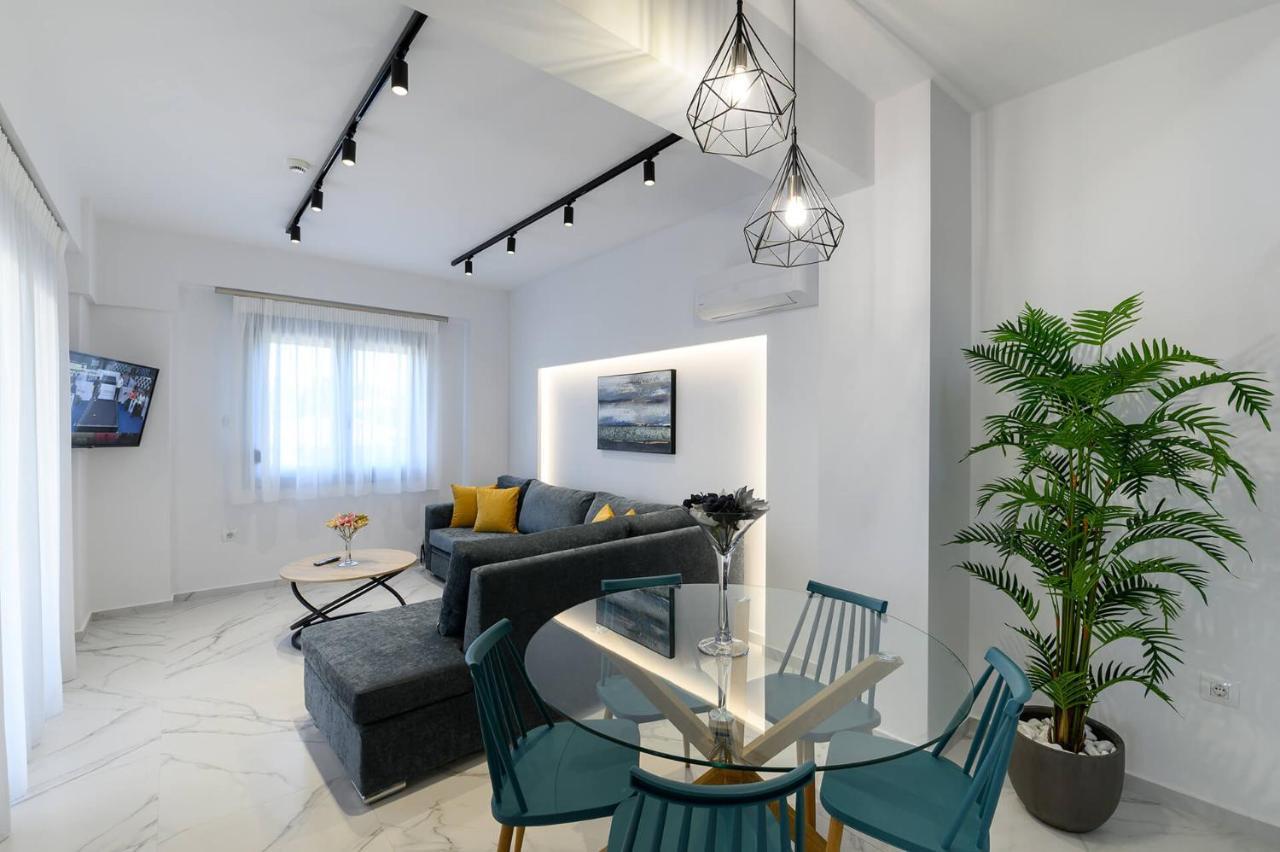 Momento Luxury Apartments Walking Distance From The Beach Никиана Екстериор снимка