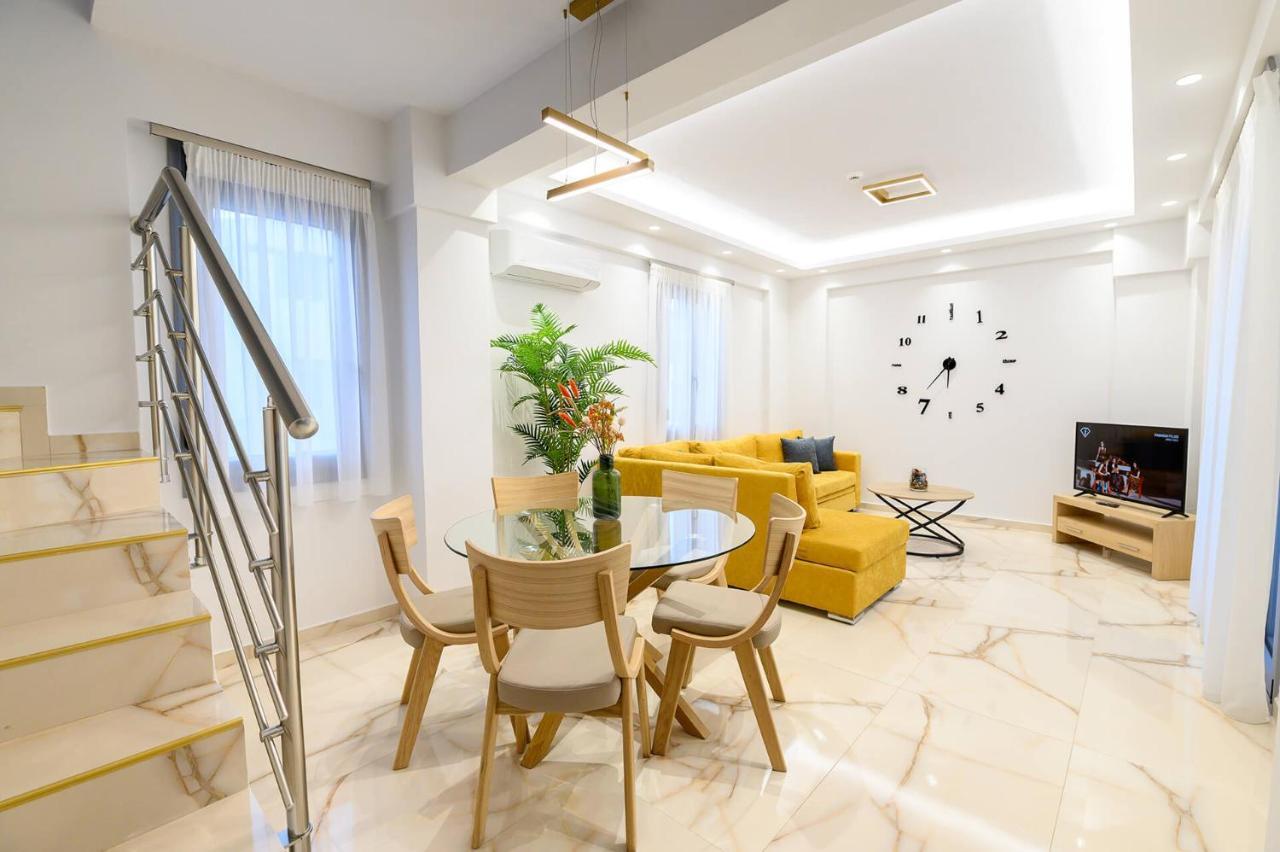 Momento Luxury Apartments Walking Distance From The Beach Никиана Екстериор снимка